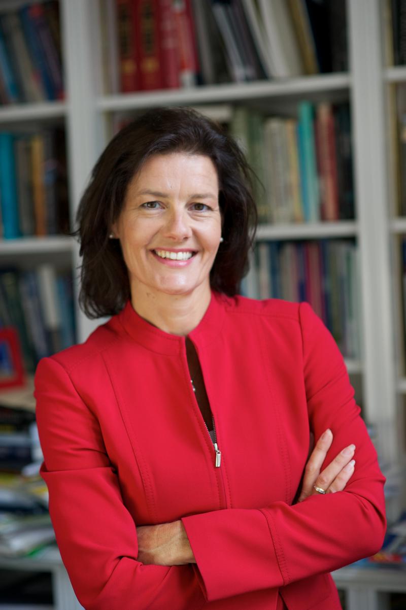 Professor Ngaire Woods Professor Ngaire Woods