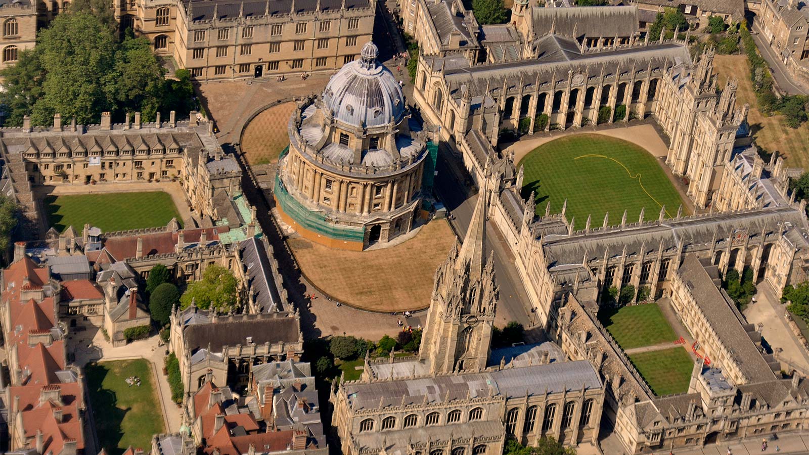 Universities in Oxford