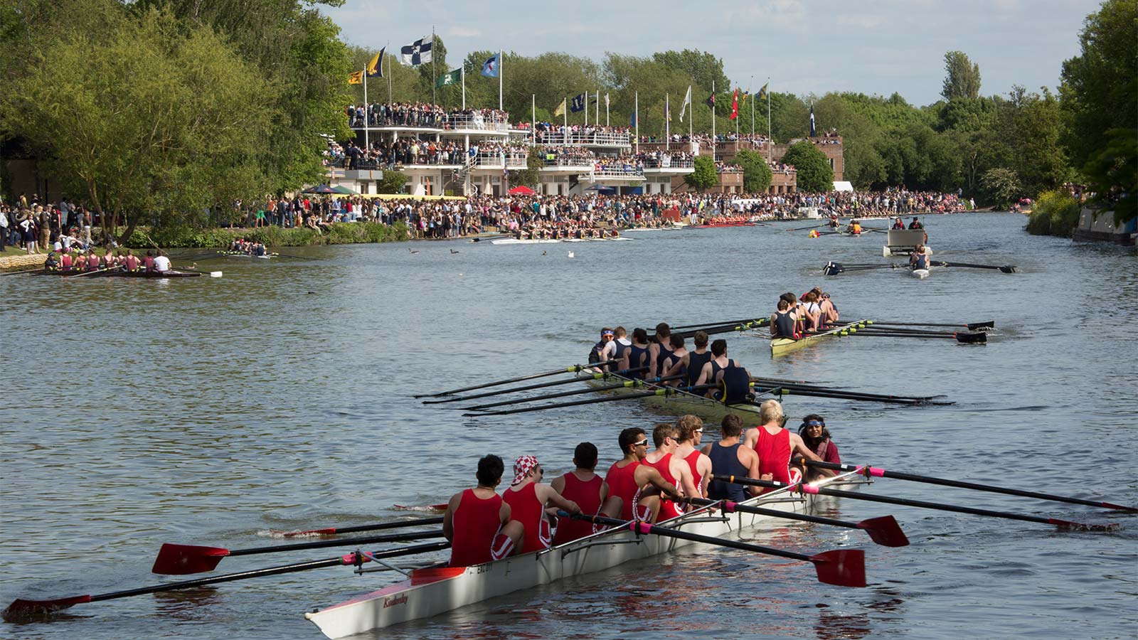 Rowing boats on Thames outside Lincoln College boat Club