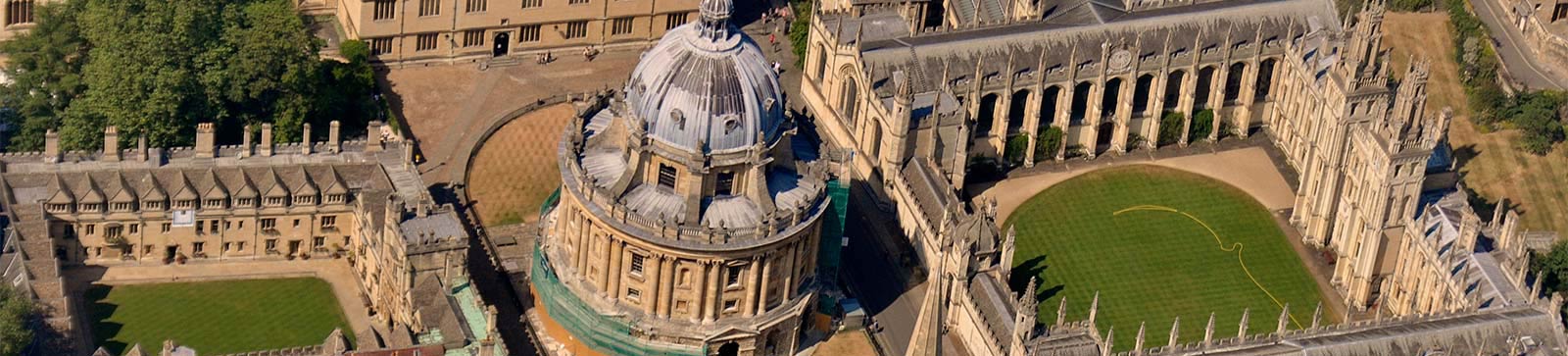 Overhead view of Radcliffe Camera and adjacent colleges